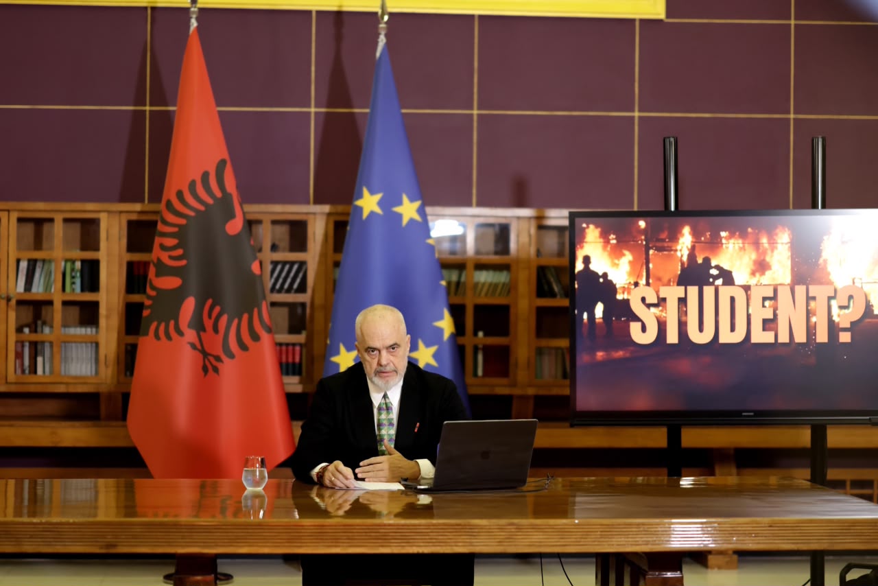 Rama shpall studentët “armiq të shtetit”: akuza për krim të organizuar dhe “forca të huaja”, pa asnjë emër e pa asnjë provë