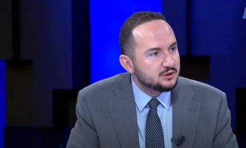 “Berisha e sulmoi protestën në nisje, donte ta çmontonte bashkë me Ramën”, Salianji: Shqipëria nuk ecën dot më me ta!